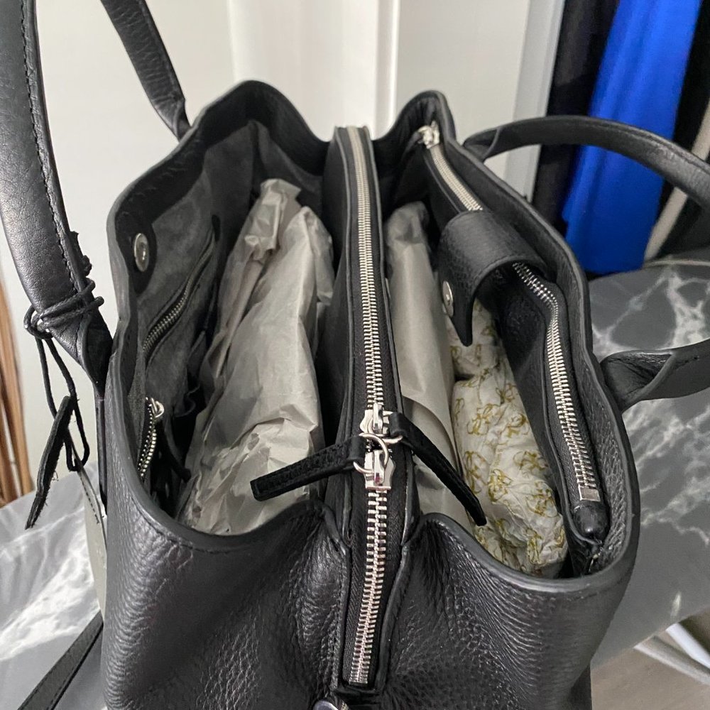 HANDBAG - Picture 2 of 2